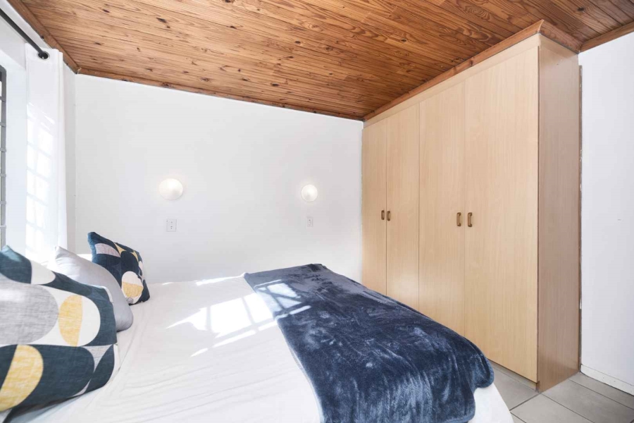 2 Bedroom Property for Sale in Westcliff Western Cape
